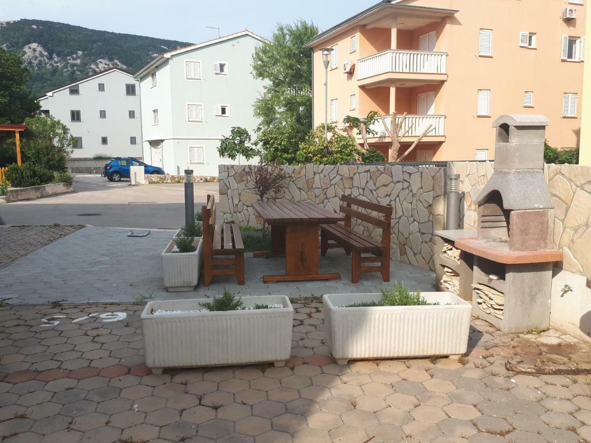 Apartment Lovorka 5 Baška Exterior foto